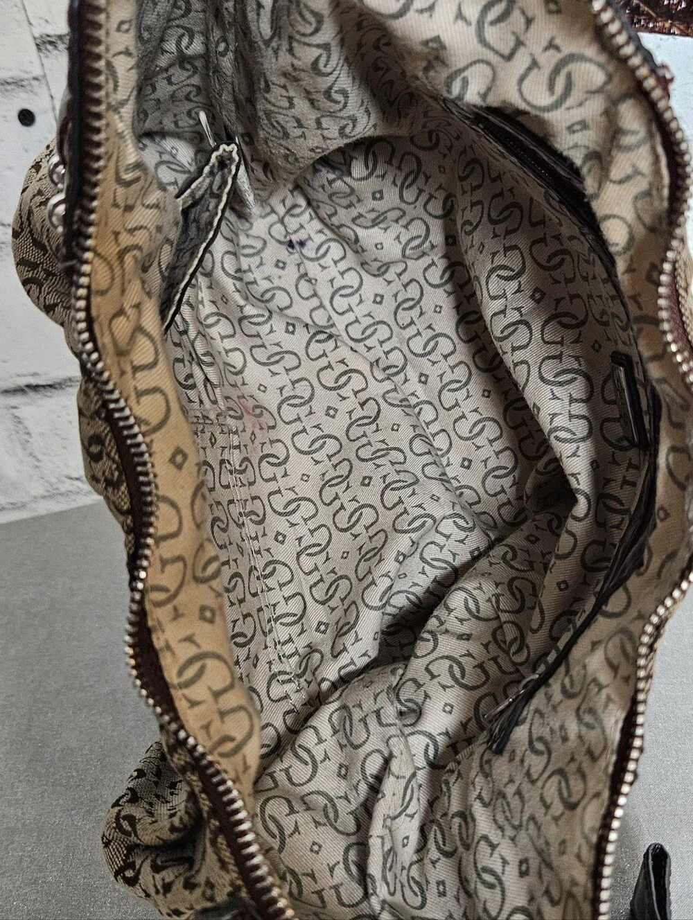 Guess Monogram Canvas Hobo Shoulder Bag Brown Metallic Trim Studded - Picture 8 of 14